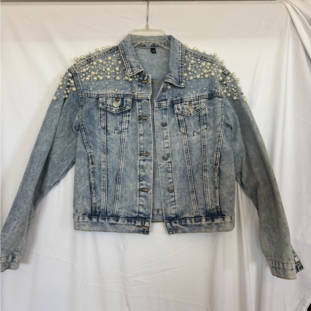 NWOT Women's Denim Jacket with Pearl and Rhinestone Embellishments Size XS